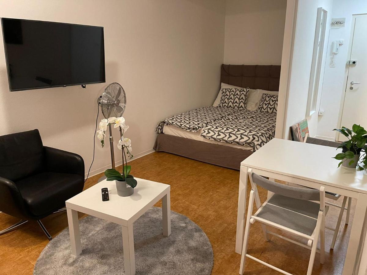 City Centre Studio Базел Екстериор снимка